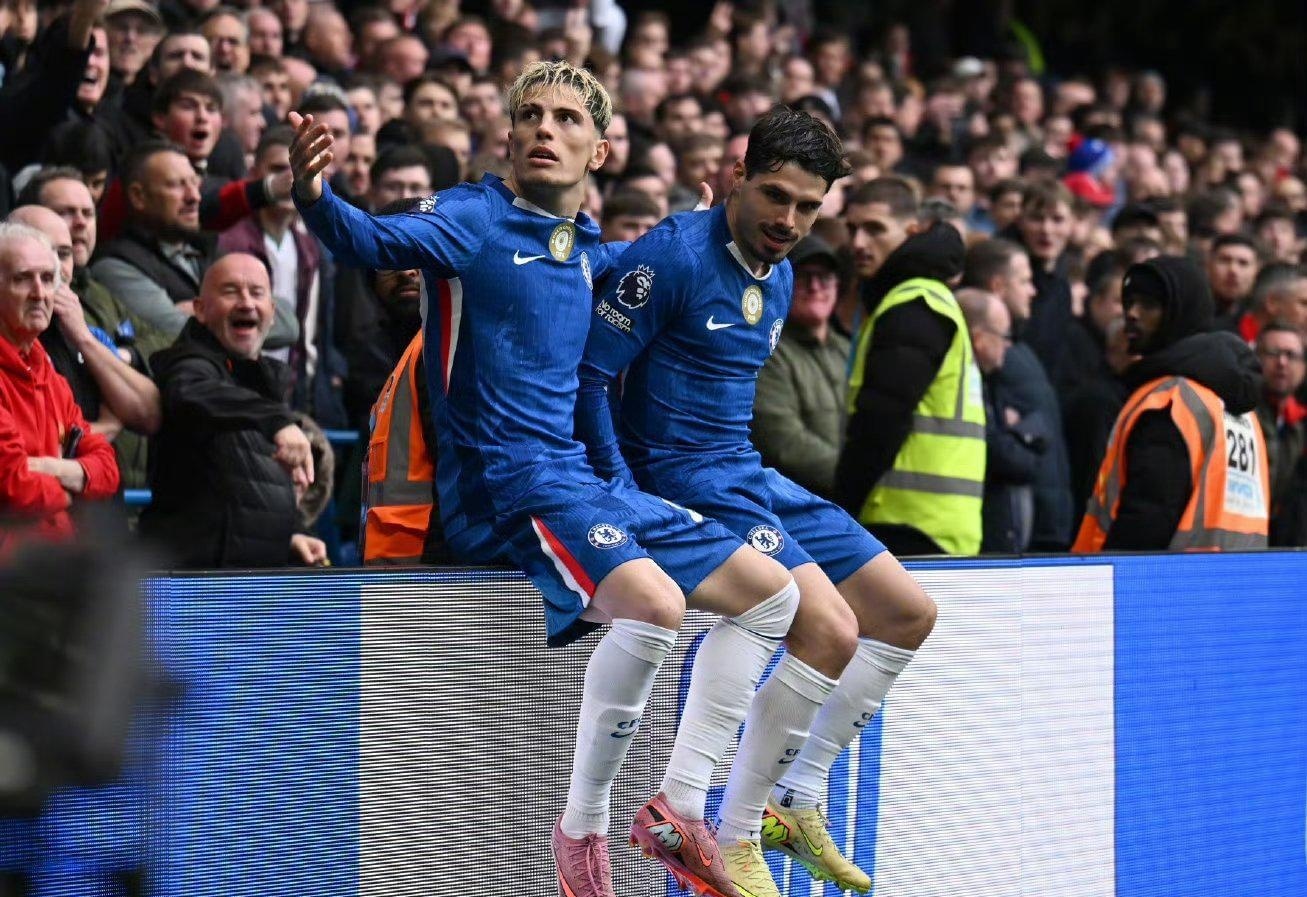 博卡总监：迪巴拉？无论可能性如何，我们都希望能做出努力（博卡总监：不论机会大小，我们都会为迪巴拉全力以赴）