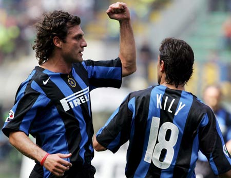 欧冠改制后连续3场破门最年轻榜单：17岁卡尔居首，姆巴佩次席（欧冠改制后连续3场进球最年轻球员榜：17岁卡尔领跑，姆巴佩第二）