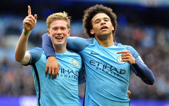 巴萨2-1法兰克福全场数据：射门13-5，控球率超7成（巴萨2-1胜法兰克福：射门13比5，控球率超七成）