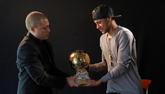 名记：首份报价被拒后，利物浦认为今夏无法完成引进伊萨克（权威记者：首轮报价遭拒，利物浦认定今夏无缘签下伊萨克）