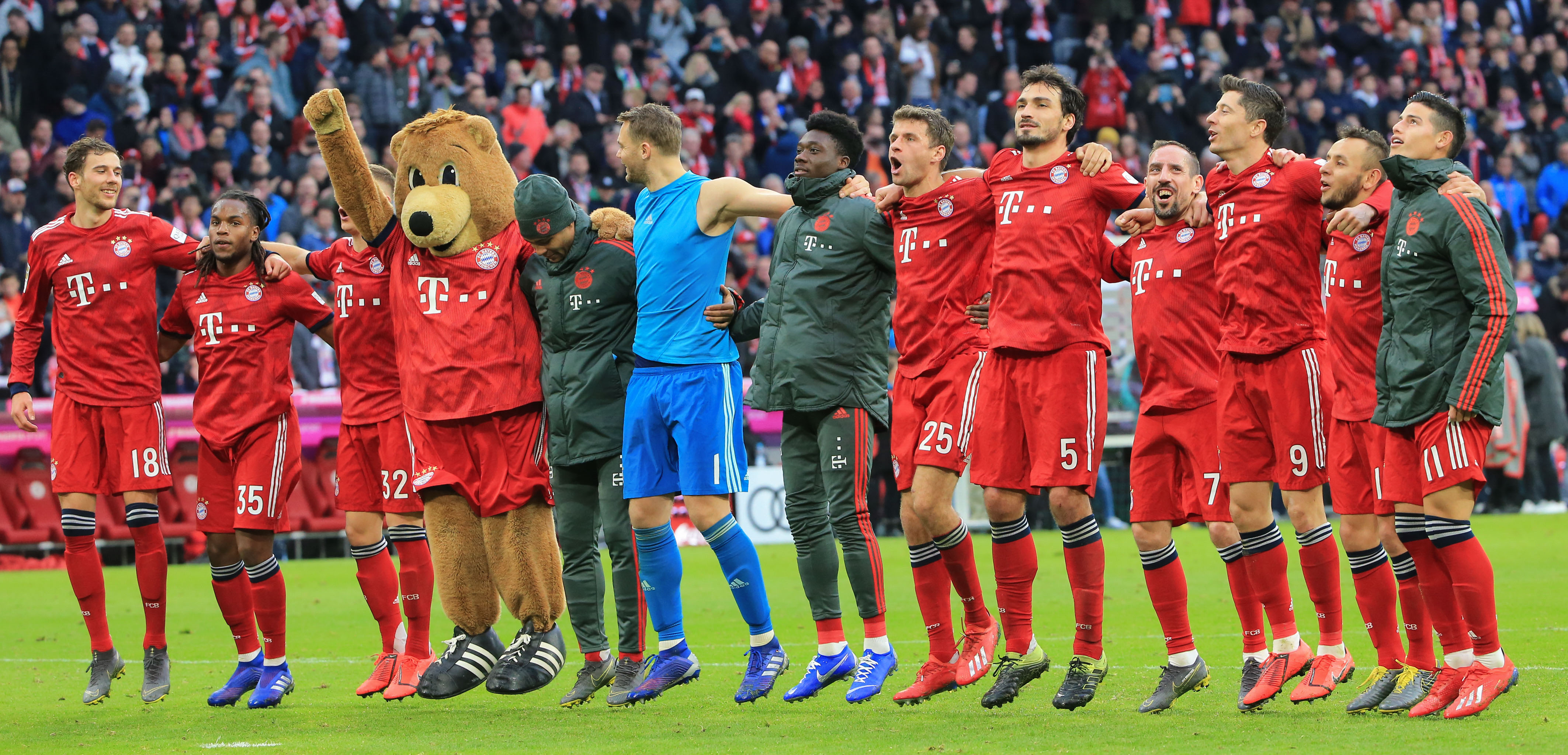 布莱顿青训学院发布含二战时期日本士兵的图片，随后删帖并致歉（布莱顿青训学院误发二战日本士兵图片，随后撤下并致歉）