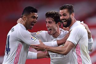 世体：费尔明今天将接受检查确定周末能否上场，预计欧冠复出（世体：费尔明今日接受检查评估周末能否出战，欧冠预计复出）