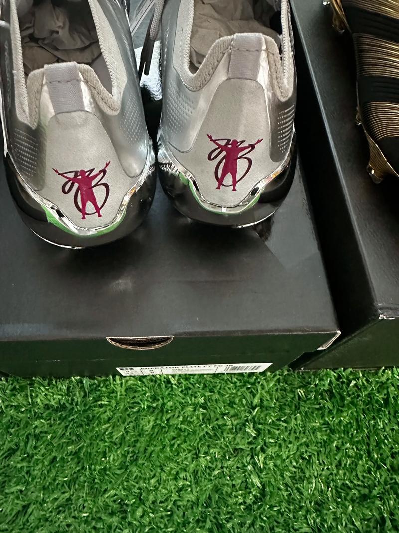 巴黎人报：普拉蒂尼起诉FIFA前高层，指控其发表对自己的指责（巴黎人报：普拉蒂尼起诉前FIFA高层，称其曾公开指责自己）