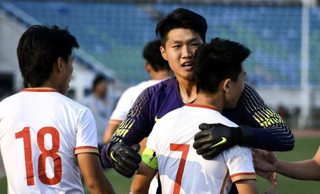 奥蓬达：我身处世界最大俱乐部之一，经历困难后为处子球高兴（奥蓬达：效力顶级豪门心怀自豪，走出困境后处子球令我振奋）