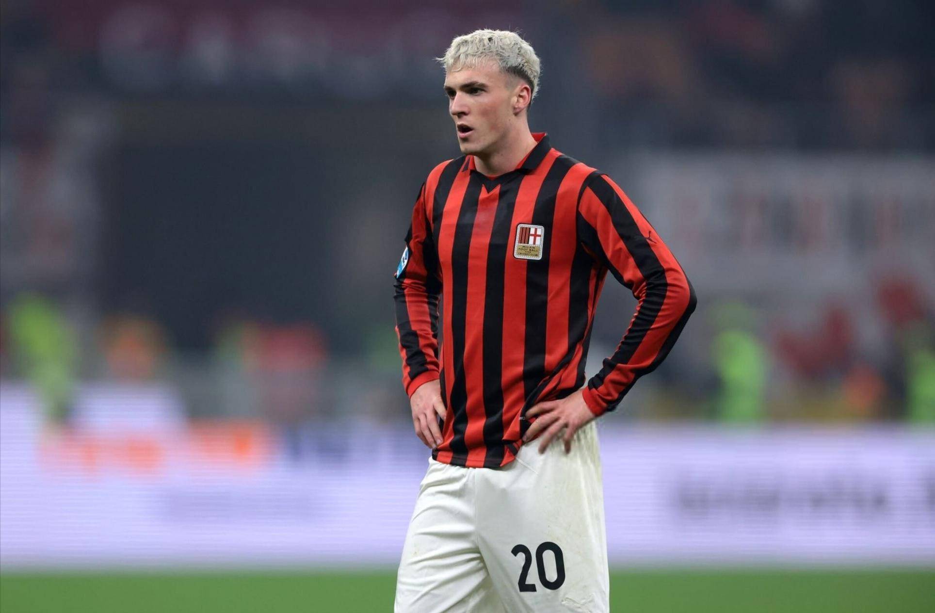 意杯半场：贝内德扎克、罗破门，博洛尼亚1-1帕尔马（意大利杯半场战报：贝内德扎克与罗建功，博洛尼亚1-1战平帕尔马）