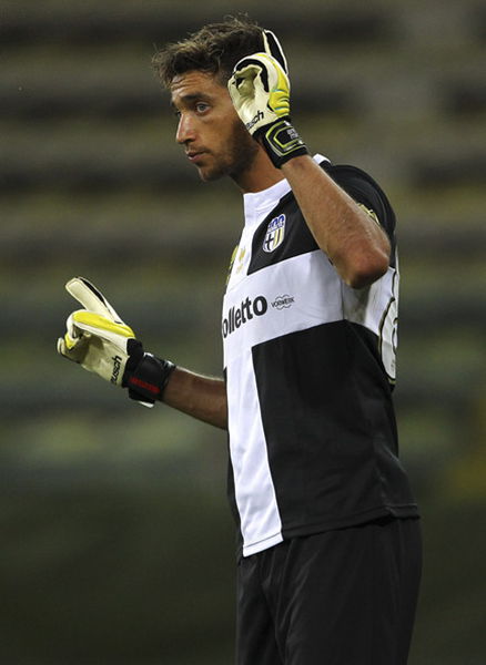 剑南春｜米兰1-0拉齐奥暂登顶，莱奥制胜，托莫里献助攻（剑南春｜莱奥破门托莫里送助攻，米兰1-0小胜拉齐奥暂居榜首）