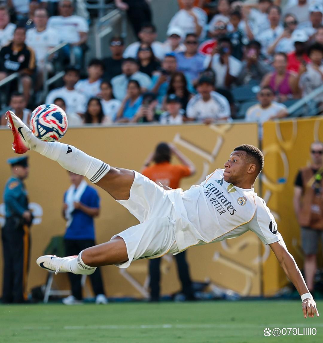 亚马尔：梅西是历史最佳，但我不想成为梅西，我想走自己的路（亚马尔：梅西无愧历史最佳，但我不会做第二个梅西，我要走自己的路）