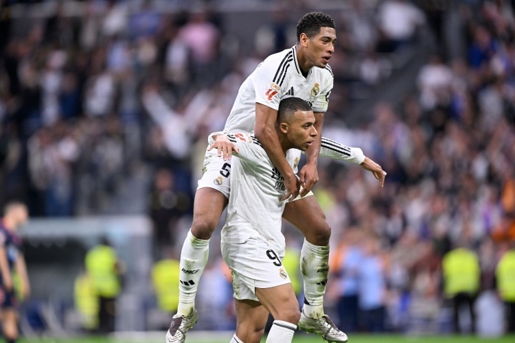 巴黎圣日耳曼内马尔助攻姆巴佩得分（内马尔助攻姆巴佩破门，巴黎圣日耳曼建功）