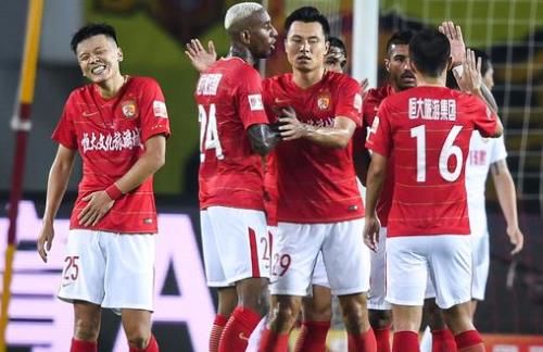 意媒：国米和米兰想签马里奥-希拉，拉齐奥给球员估价3500万（意媒：国米、米兰有意引进马里奥-希拉，拉齐奥标价3500万）