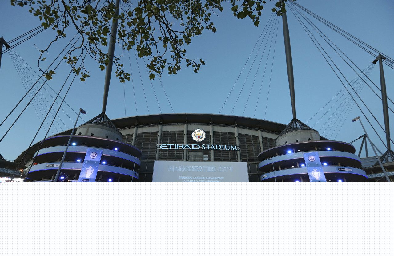 马德兴：U18国足11月将与吉尔吉斯斯坦U18进行两场内部热身赛（马德兴：U18国足将于11月与吉尔吉斯斯坦U18进行两场封闭热身赛）