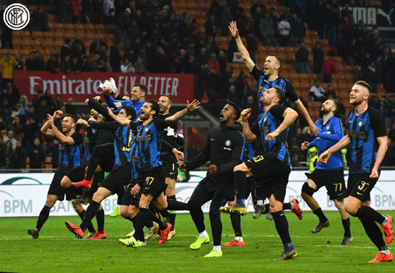 斯帕莱蒂：踢那不勒斯时我的选择出错了；热格罗瓦明天会首发（斯帕莱蒂：对那不勒斯用人判断失当；热格罗瓦明日首发）