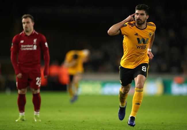 乌甲联赛阿根廷门将超远距离破门，皮球飞行全场后弹地入网（乌拉圭甲级联赛罕见一球：阿根廷门将超远距离破门，皮球越场弹地入网）