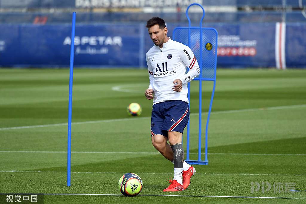 曼联：6770万废柴爆发，近4场首发打进3球，重回英格兰队不是梦！（曼联6770万先生苏醒：近4场首发3球，重返英格兰队在望）